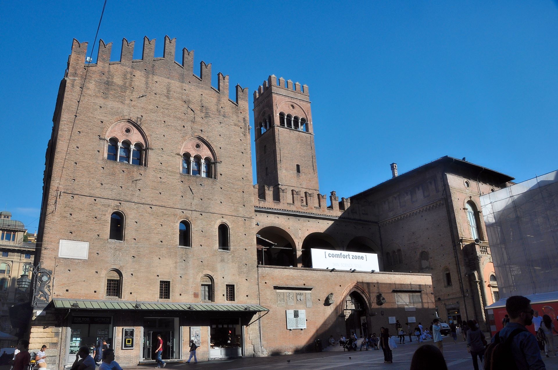 Bologna (Photo license: CC BY 2.0)